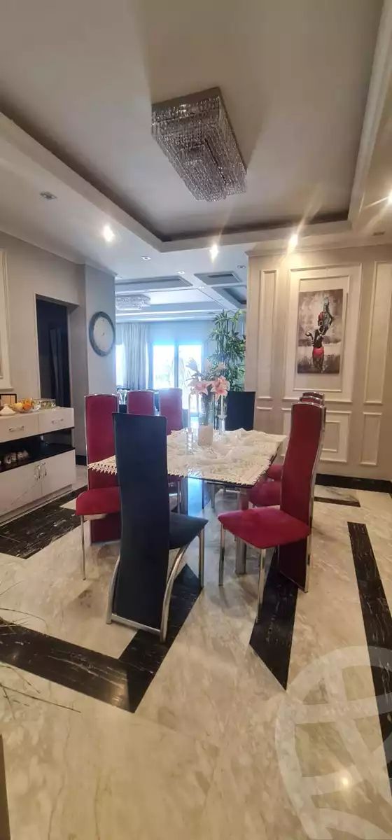 https://aqarmap.com.eg/en/listing/6242137-for-sale-cairo-el-sheikh-zayed-city-compounds-beverly-hills