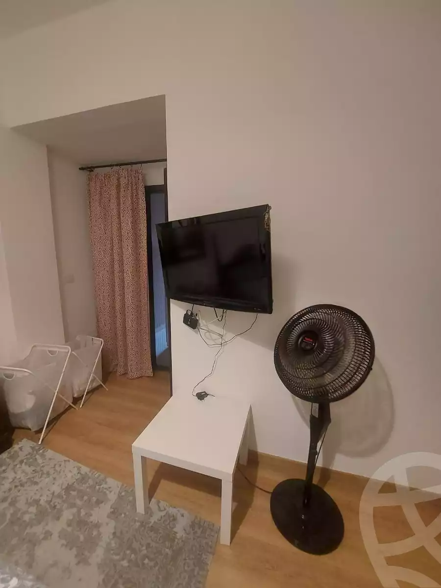 https://aqarmap.com.eg/ar/listing/6242321-for-rent-cairo-new-cairo-compounds-fifth-square