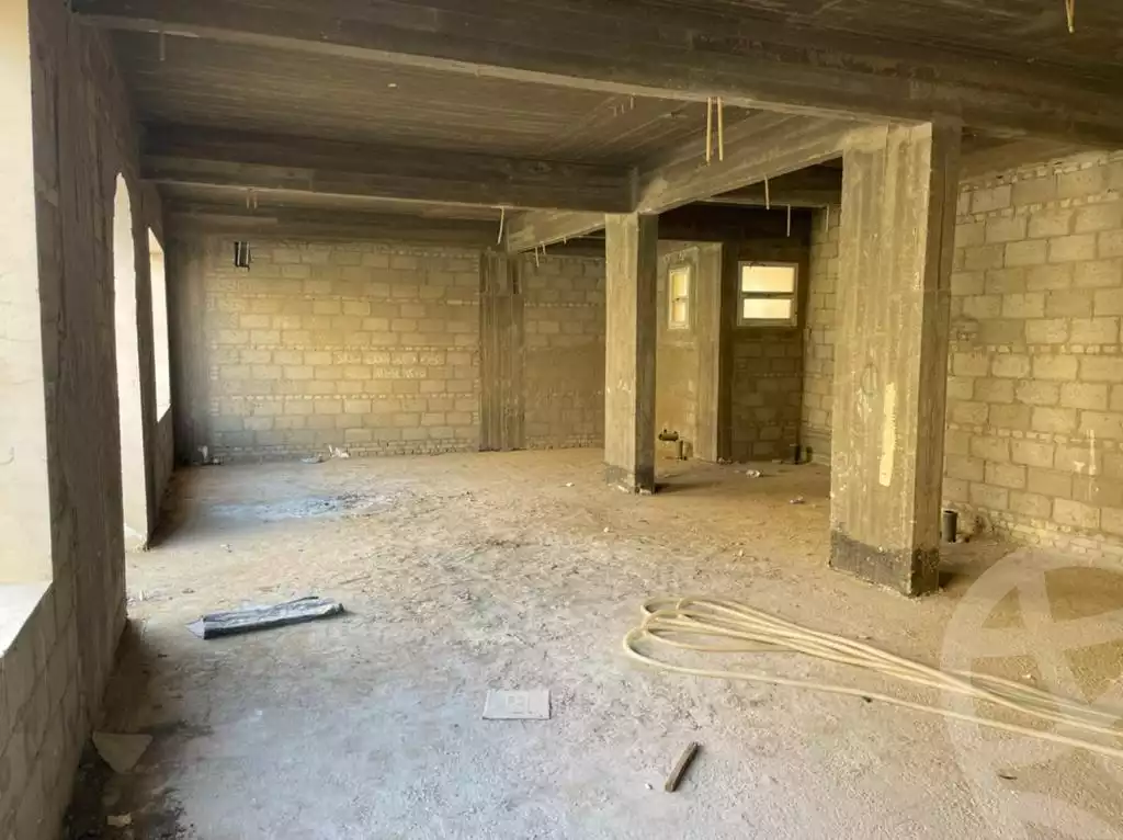 https://aqarmap.com.eg/ar/listing/6242437-for-sale-cairo-new-cairo-compounds-hyde-park-centre-ville-hyde-park