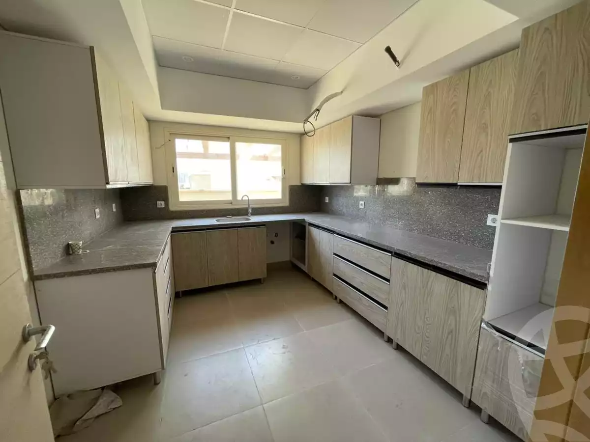 https://aqarmap.com.eg/ar/listing/6242493-for-rent-cairo-mokattam-compounds-uptown-cairo-the-sierras-uptown-cairo