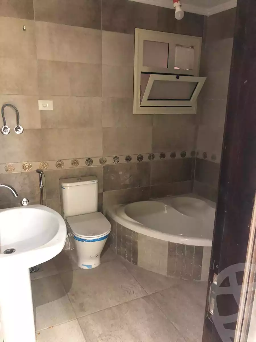 https://aqarmap.com.eg/en/listing/6242619-for-sale-cairo-ain-shams-el-naam