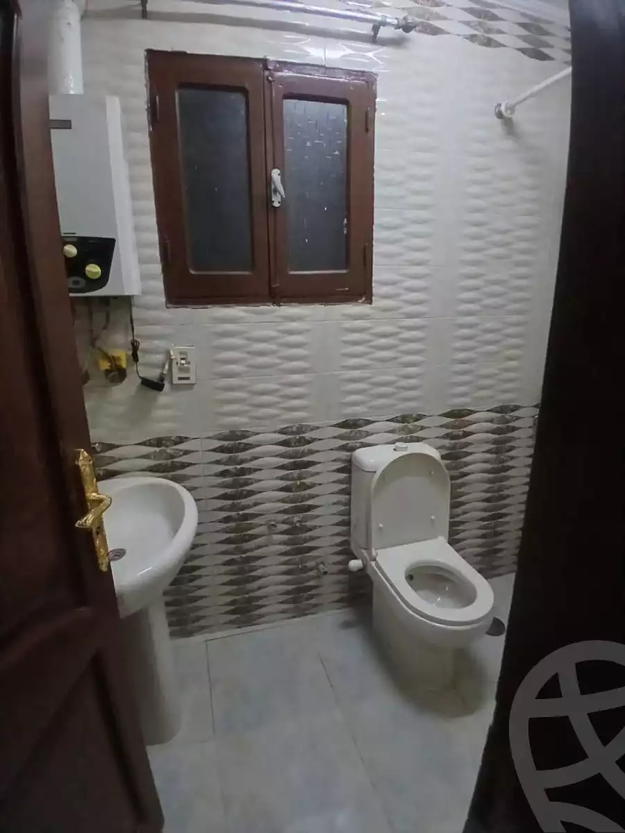 https://aqarmap.com.eg/en/listing/6243504-for-sale-cairo-ain-shams-el-naam-mostafa-hafez-st