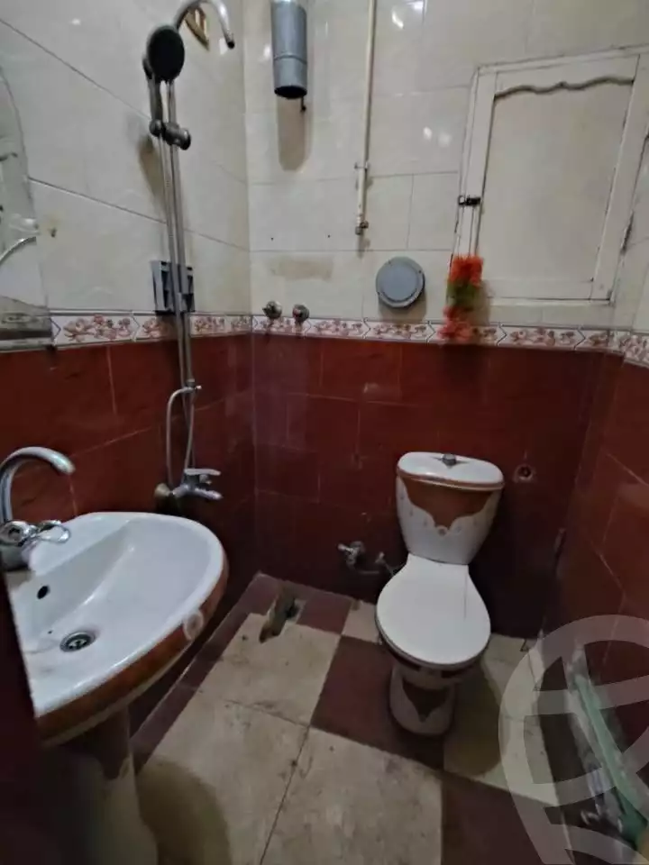 https://aqarmap.com.eg/ar/listing/6243737-for-sale-qalyubia-shubra-el-khaima-om-bayoumi