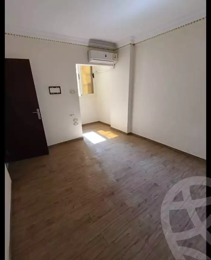 https://aqarmap.com.eg/en/listing/6244243-for-rent-cairo-helwan-helwan-el-sharkeya-abd-el-rahman-pasha-st