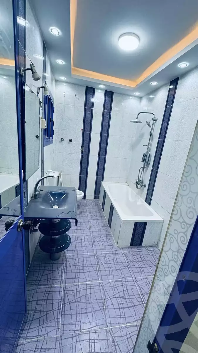 https://aqarmap.com.eg/en/listing/6244568-for-sale-cairo-el-haram-bolak-el-dakror-el-orman-st