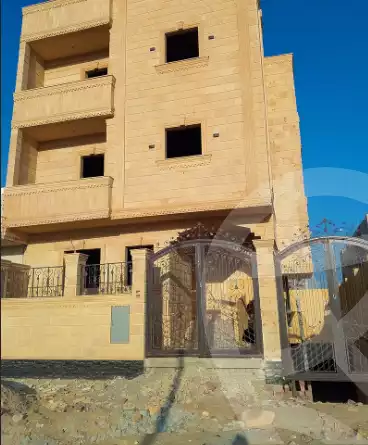 https://aqarmap.com.eg/ar/listing/6245809-for-sale-cairo-badr-city-hai-el-banafsg-sixth-neighborhood-neighborhood-4