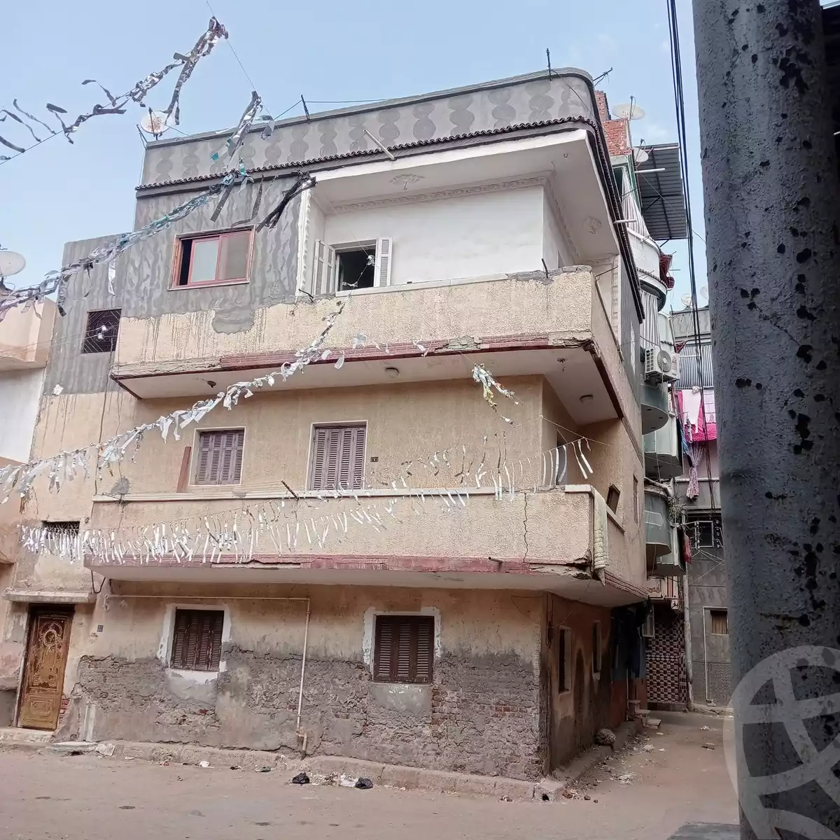 https://aqarmap.com.eg/en/listing/6247969-for-sale-beheira-damanhour-damanhour-city-el-rahmah-st