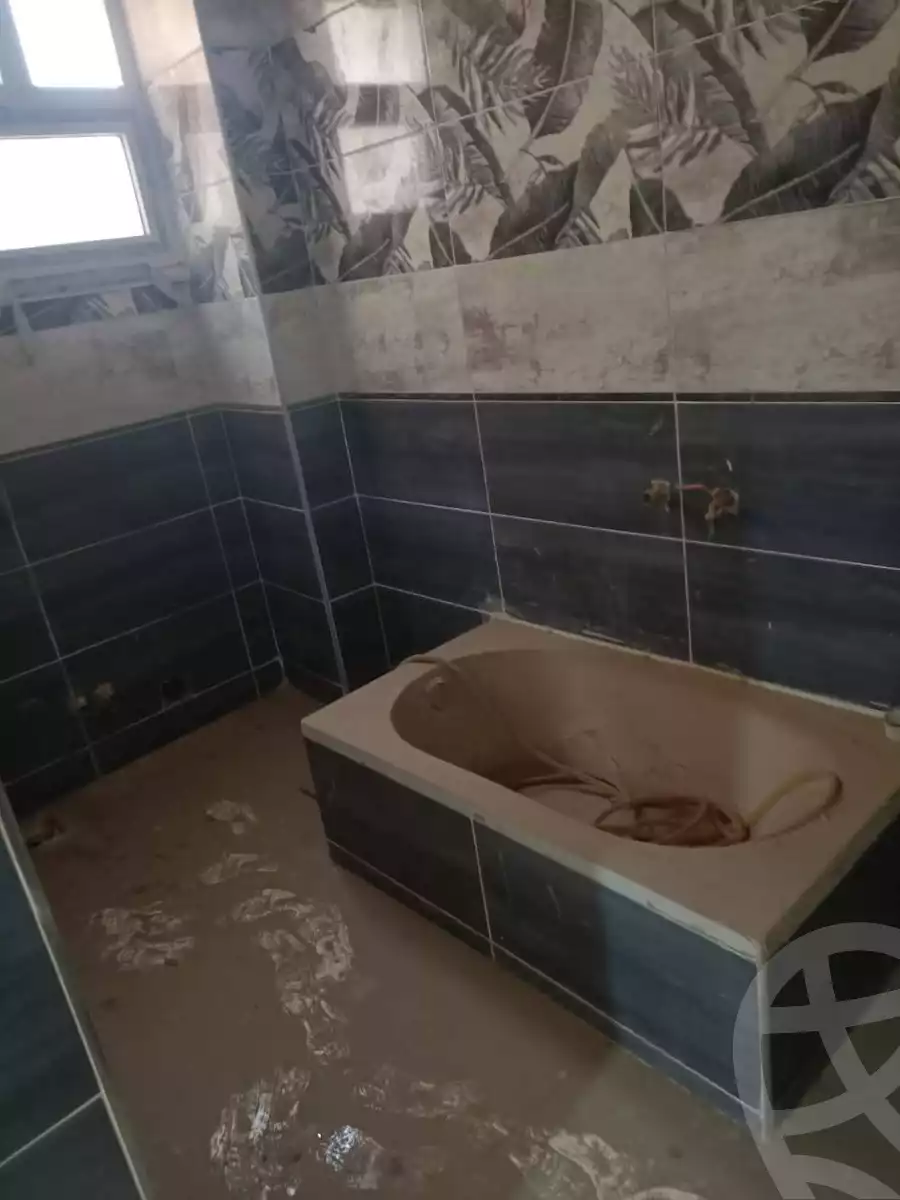 https://aqarmap.com.eg/ar/listing/6248723-for-sale-cairo-ain-shams-ahmed-esmat-st