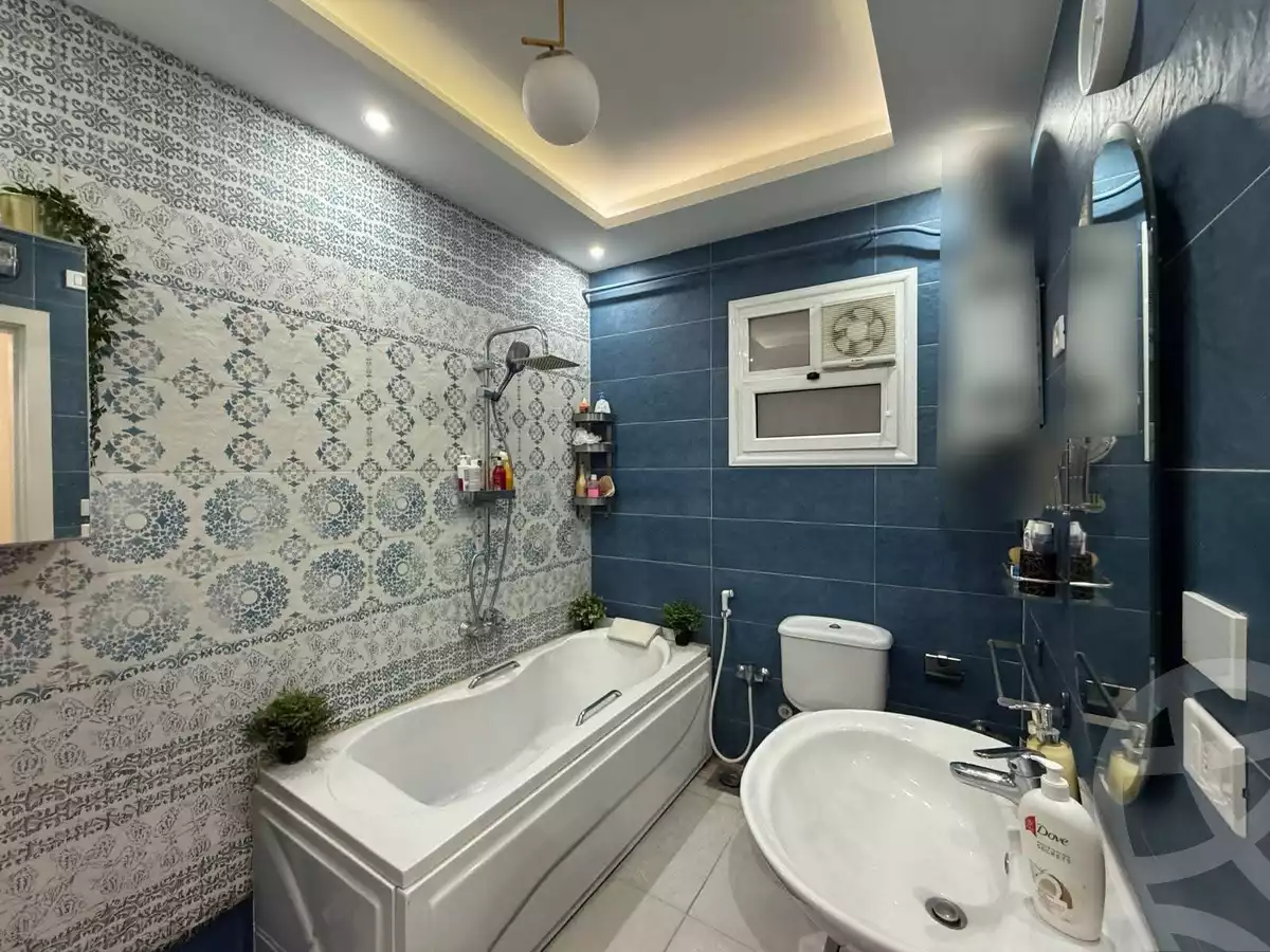 https://aqarmap.com.eg/en/listing/6250626-for-sale-cairo-helwan-helwan-el-sharkeya-ismael-kamel-st