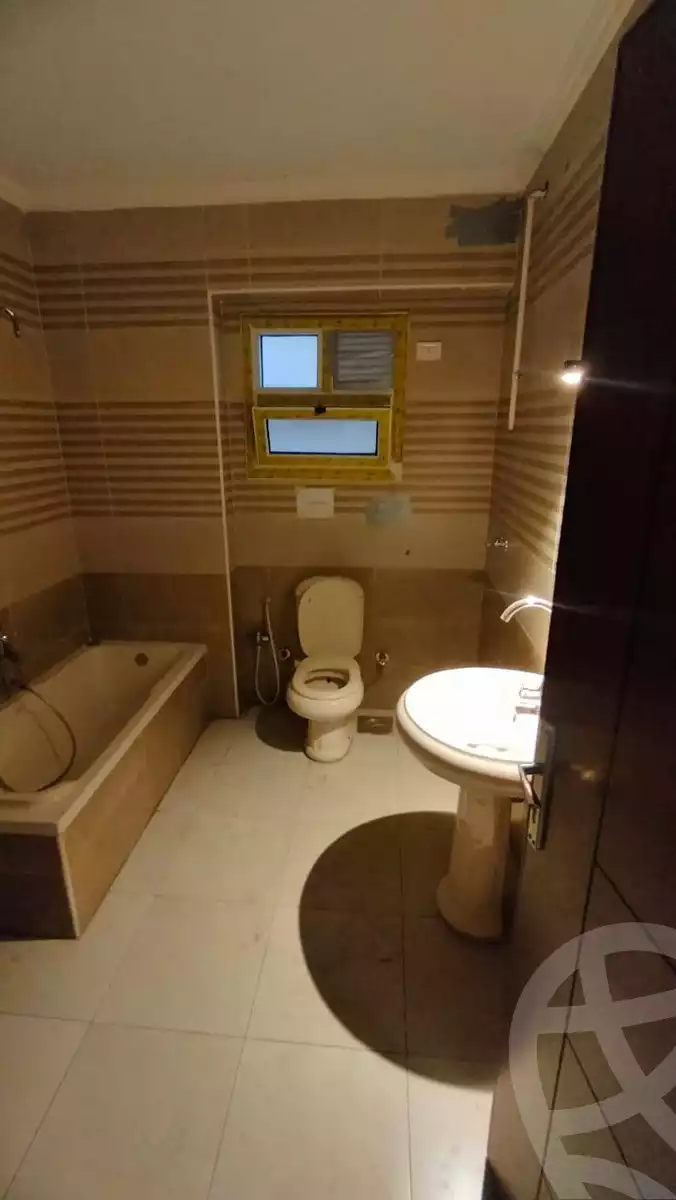 https://aqarmap.com.eg/en/listing/6250891-for-rent-cairo-helwan-helwan-el-sharkeya-el-maraghi-st