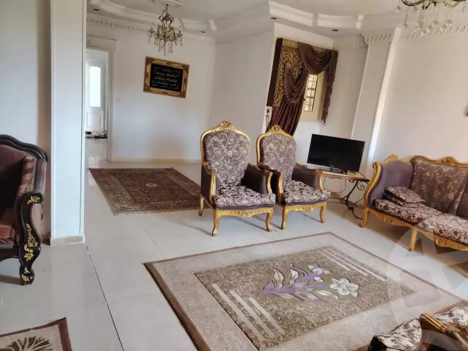 https://aqarmap.com.eg/en/listing/6254039-for-sale-alexandria-l-jmy-el-kilo-21