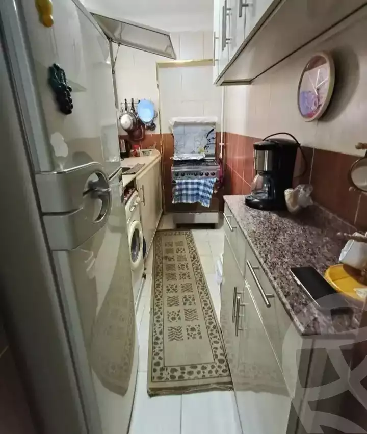 https://aqarmap.com.eg/ar/listing/6254395-for-sale-alexandria-bakoos-cinema-layla-st