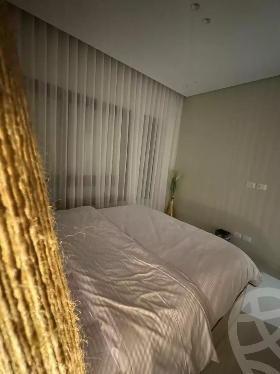 https://aqarmap.com.eg/en/listing/6255008-for-sale-cairo-el-sheikh-zayed-city-compounds-kmbwnd-wn-16-swdyk