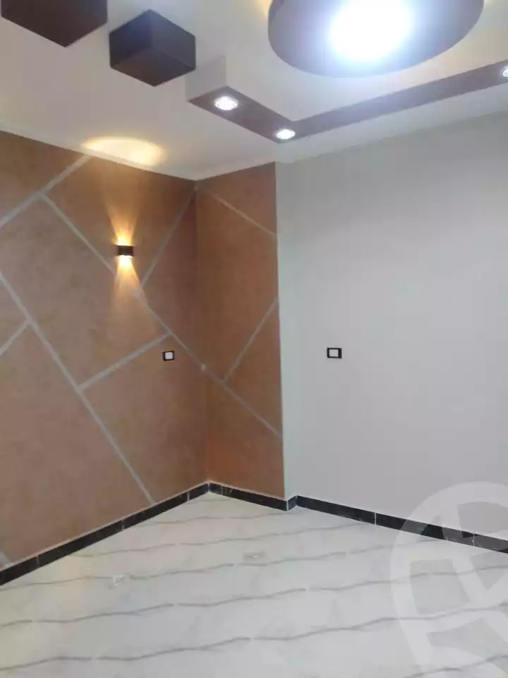 https://aqarmap.com.eg/ar/listing/6251733-for-sale-qalyubia-shubra-el-khaima-el-shareaa-el-gadid-st