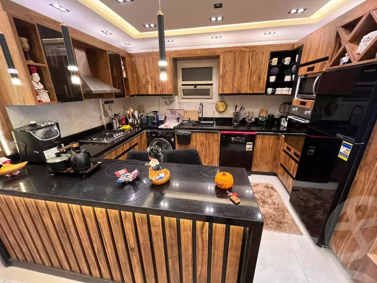 https://aqarmap.com.eg/en/listing/6255432-for-sale-alexandria-camp-cesar-el-gaish-rd
