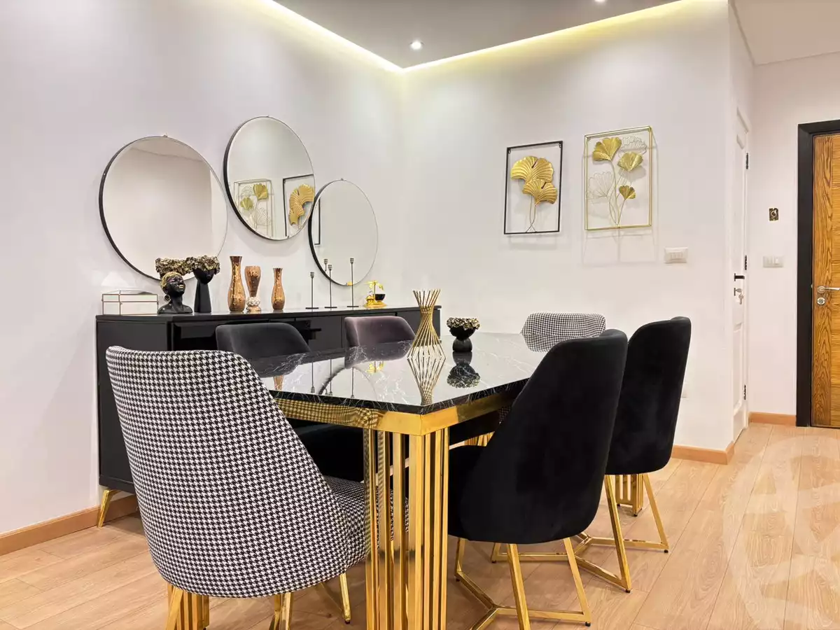 https://aqarmap.com.eg/ar/listing/6255505-for-rent-cairo-el-sheikh-zayed-city-compounds-the-courtyard