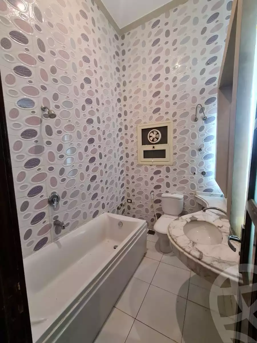 https://aqarmap.com.eg/en/listing/6256825-for-rent-cairo-new-cairo-ganob-el-akadamiya-south-academy-o-doctor-abd-el-halim-mahmoud-st