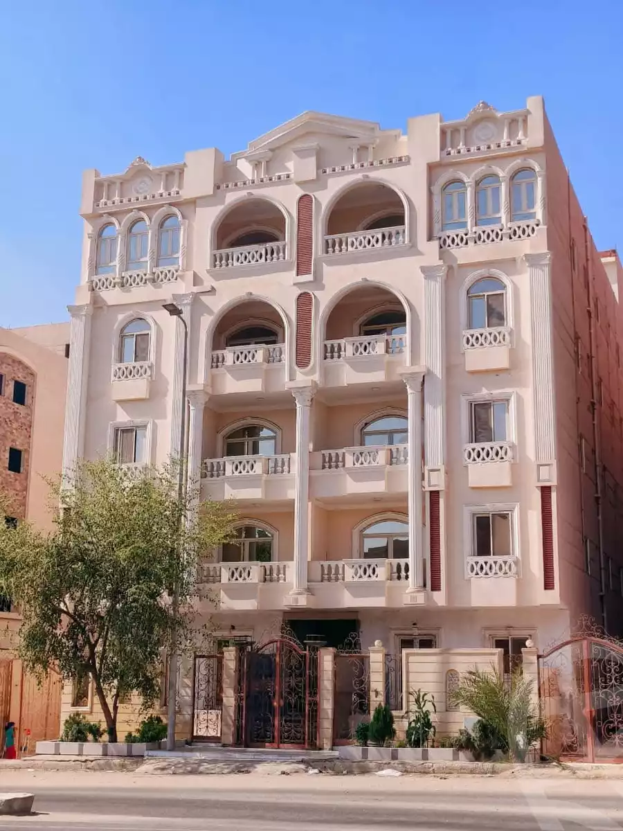 https://aqarmap.com.eg/ar/listing/6257454-for-sale-cairo-new-cairo-el-narges-el-narges-omarat-abd-el-moneam-reda-st