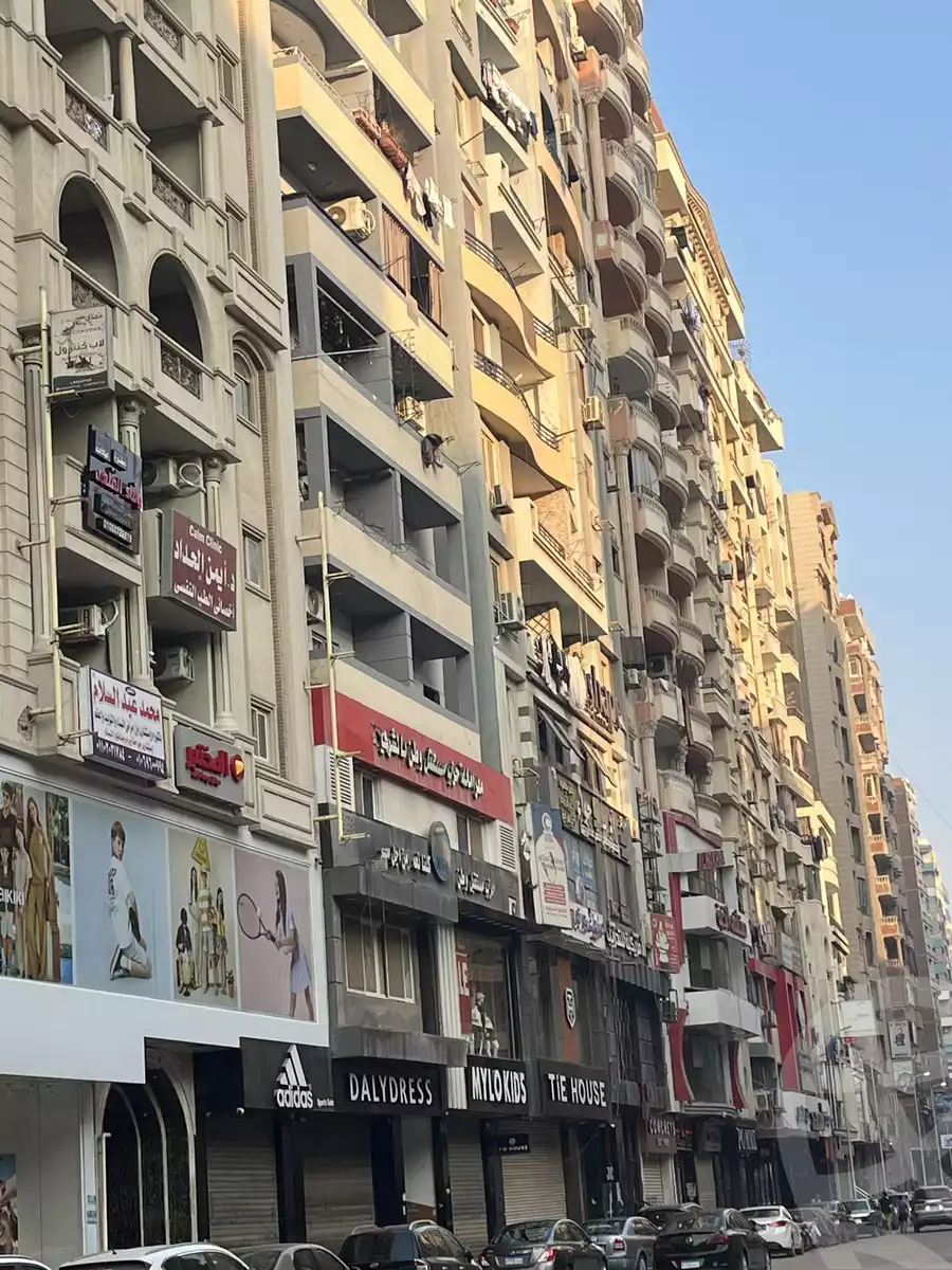 https://aqarmap.com.eg/ar/listing/6257773-for-sale-sharqia-zagazig-zagazig-city-tolba-awaida-st