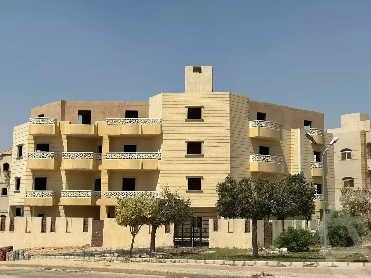https://aqarmap.com.eg/ar/listing/6259732-for-sale-cairo-el-shorouk-lhy-lthlth-grb-neighbourhood-4-el-waha-st