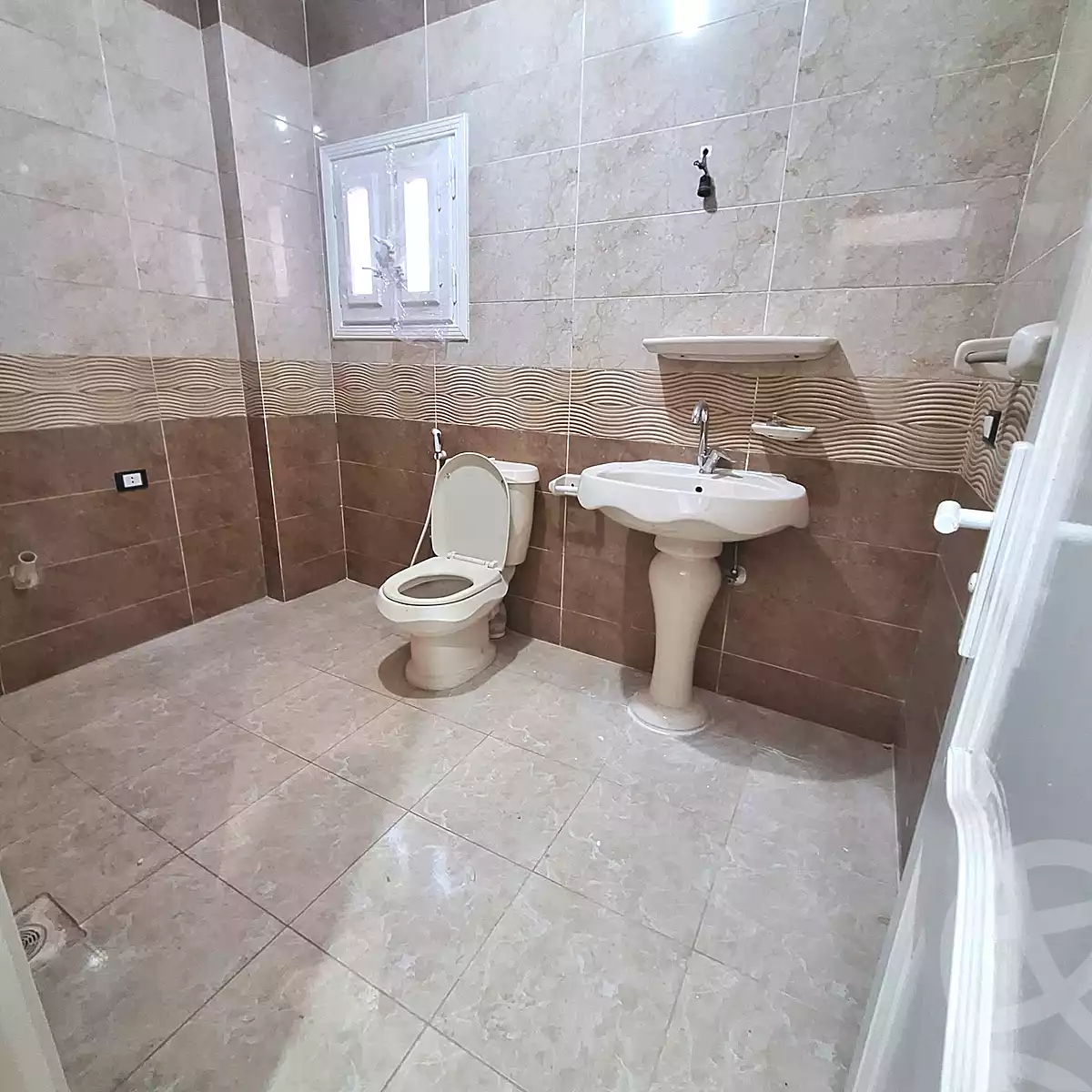 https://aqarmap.com.eg/en/listing/6260123-for-rent-monufia-shibin-el-kom
