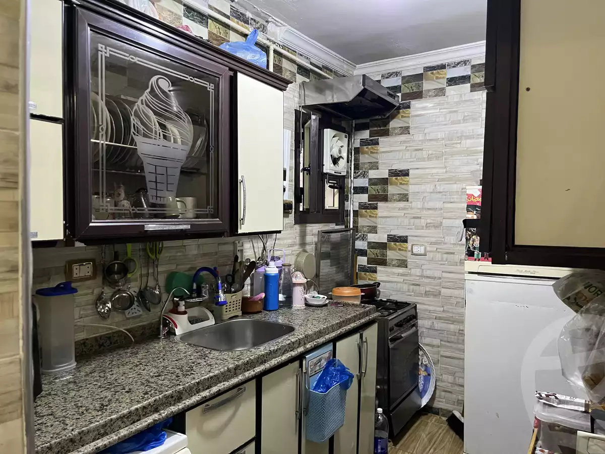 https://aqarmap.com.eg/ar/listing/6260065-for-sale-alexandria-l-jmy-lbytsh-el-zohour-st