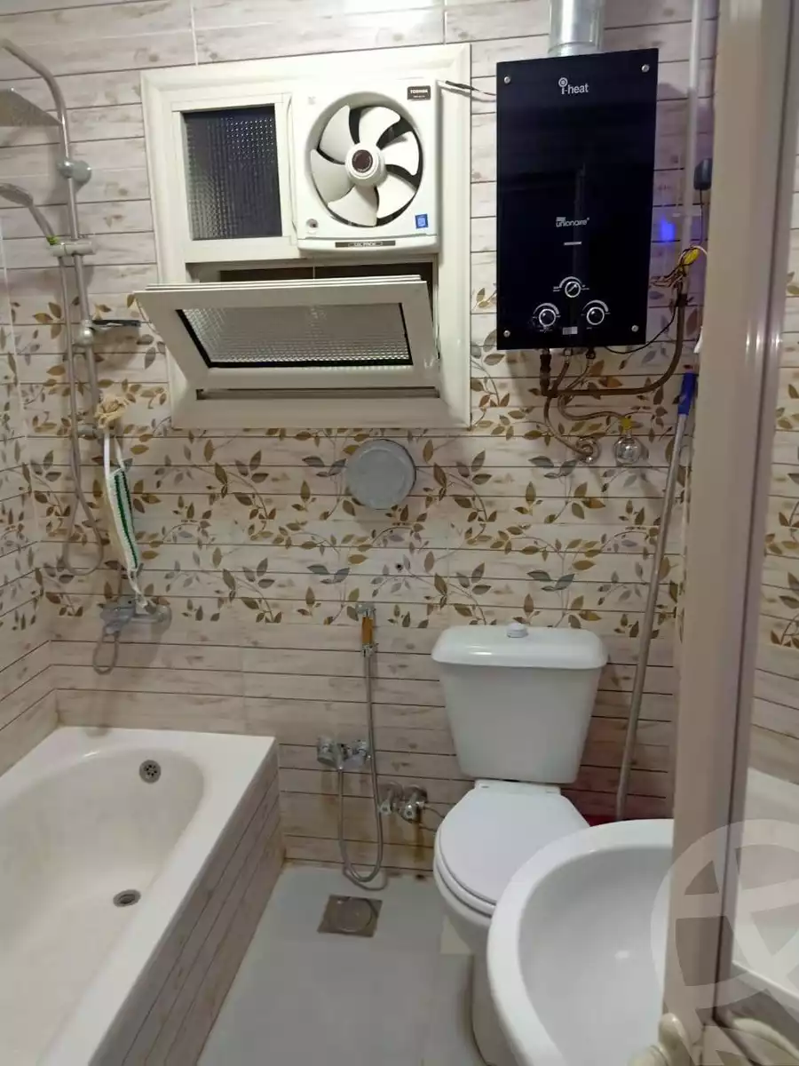 https://aqarmap.com.eg/ar/listing/6260550-for-sale-cairo-helwan-hadayek-helwan-nile-corniche-st
