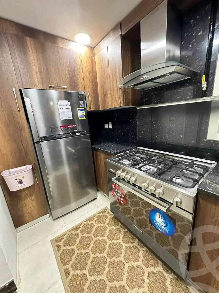 https://aqarmap.com.eg/ar/listing/6261128-for-rent-cairo-new-cairo-compounds-porto-cairo-mall