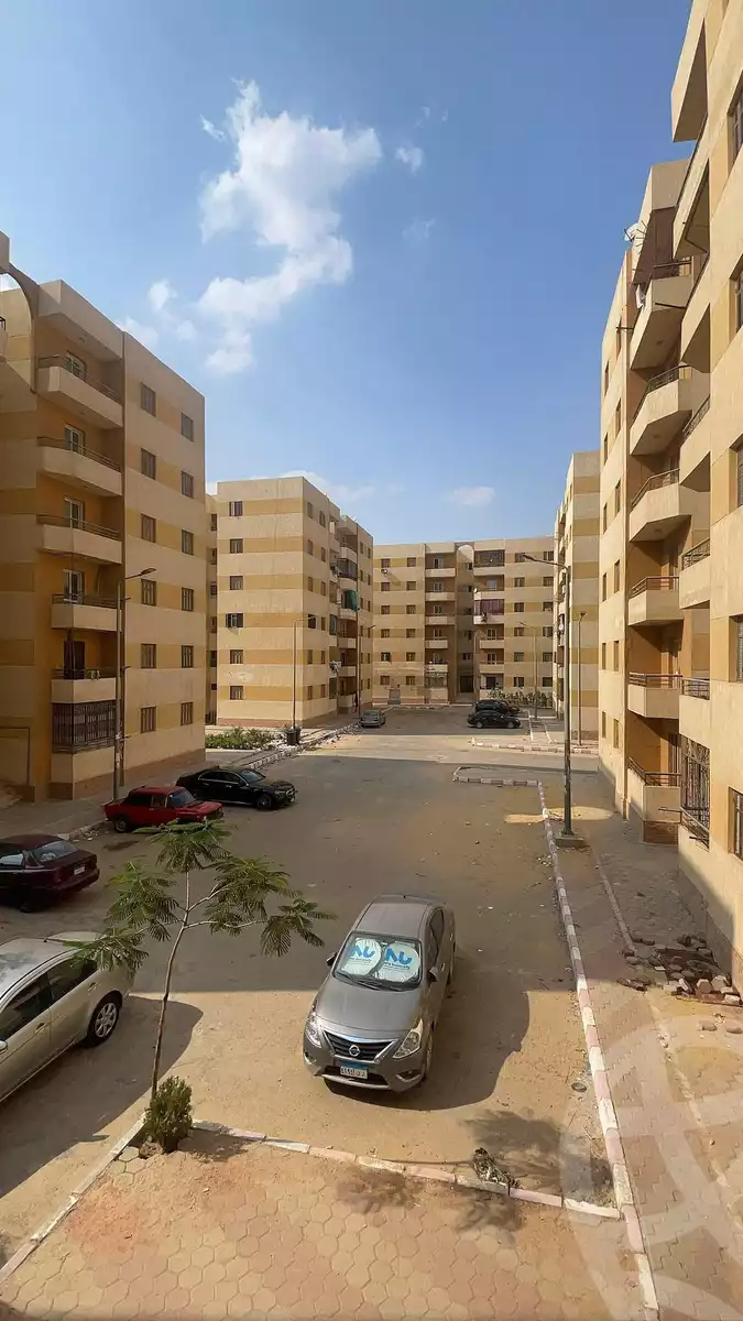 https://aqarmap.com.eg/en/listing/6261437-for-sale-cairo-6th-of-october-hadaeq-october-kmbwnd-fy-hdyq-ktwbr-regency-mall