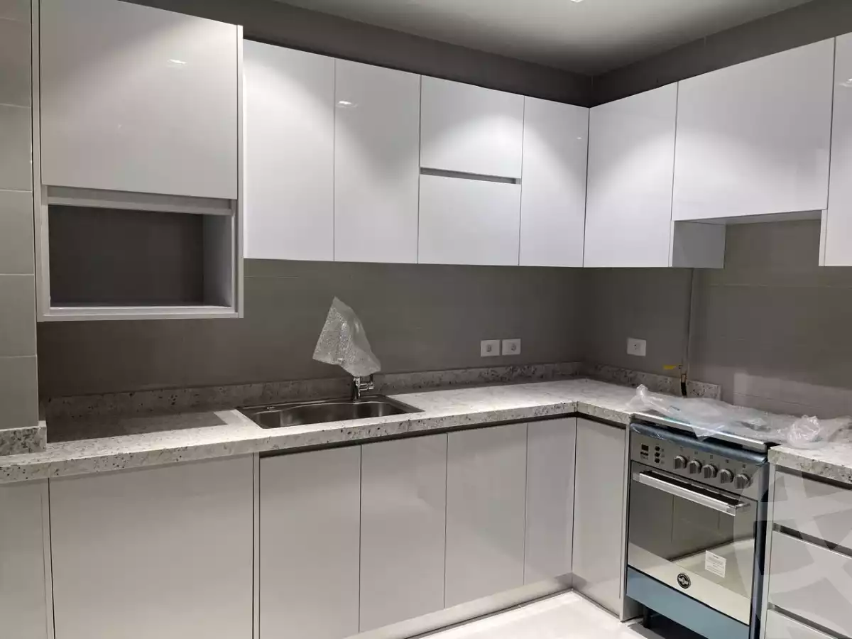 https://aqarmap.com.eg/ar/listing/6262532-for-sale-cairo-el-sheikh-zayed-city-compounds-jewar