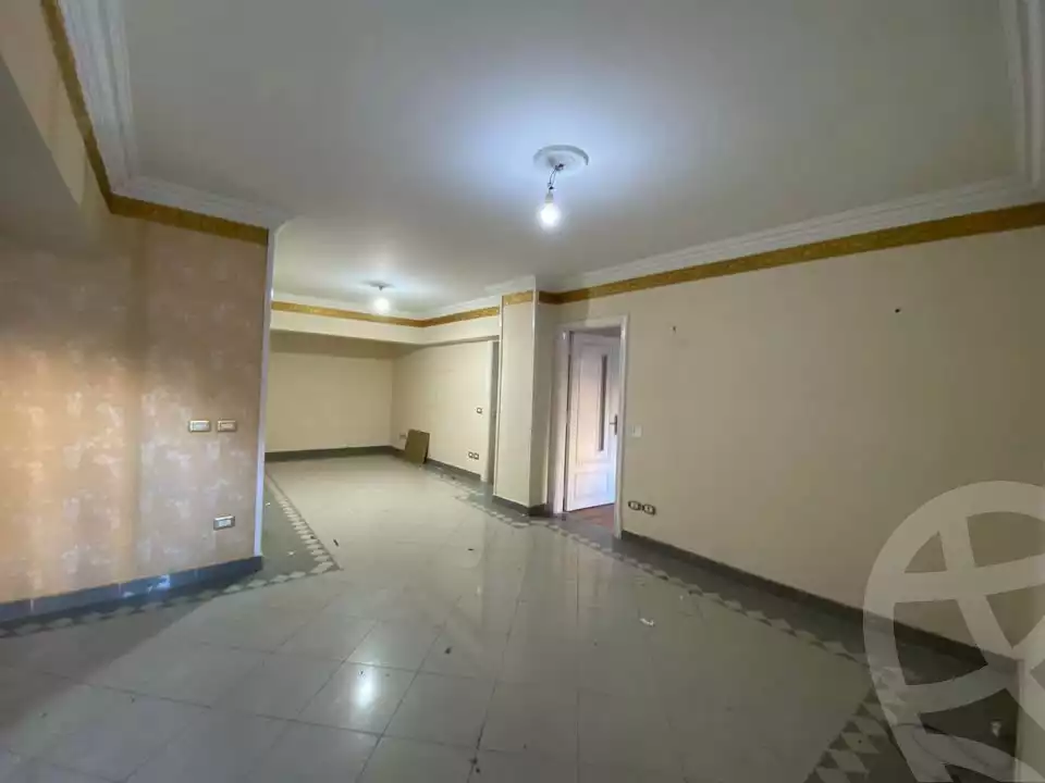 https://aqarmap.com.eg/ar/listing/6263735-for-sale-alexandria-camp-cesar-el-gaish-rd