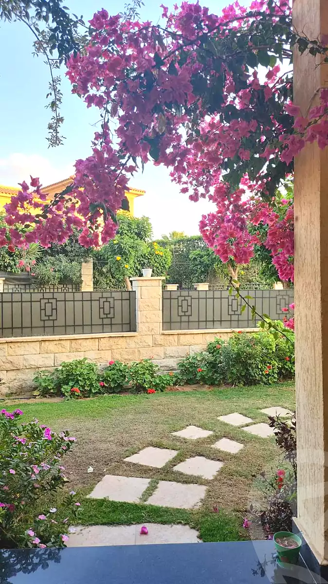 https://aqarmap.com.eg/en/listing/5963350-for-rent-cairo-new-cairo-compounds-stone-park