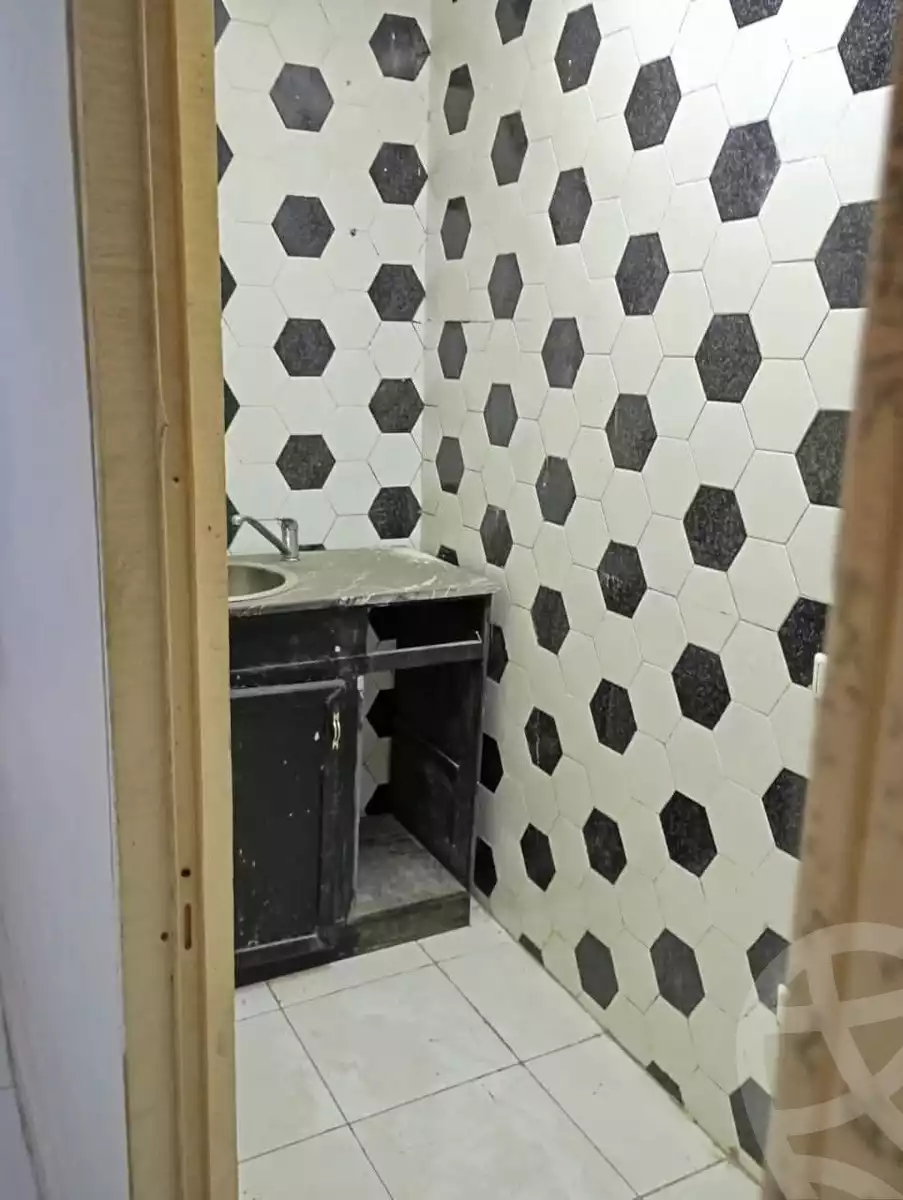 https://aqarmap.com.eg/en/listing/6268818-for-rent-cairo-mokattam-lhdb-l-ly