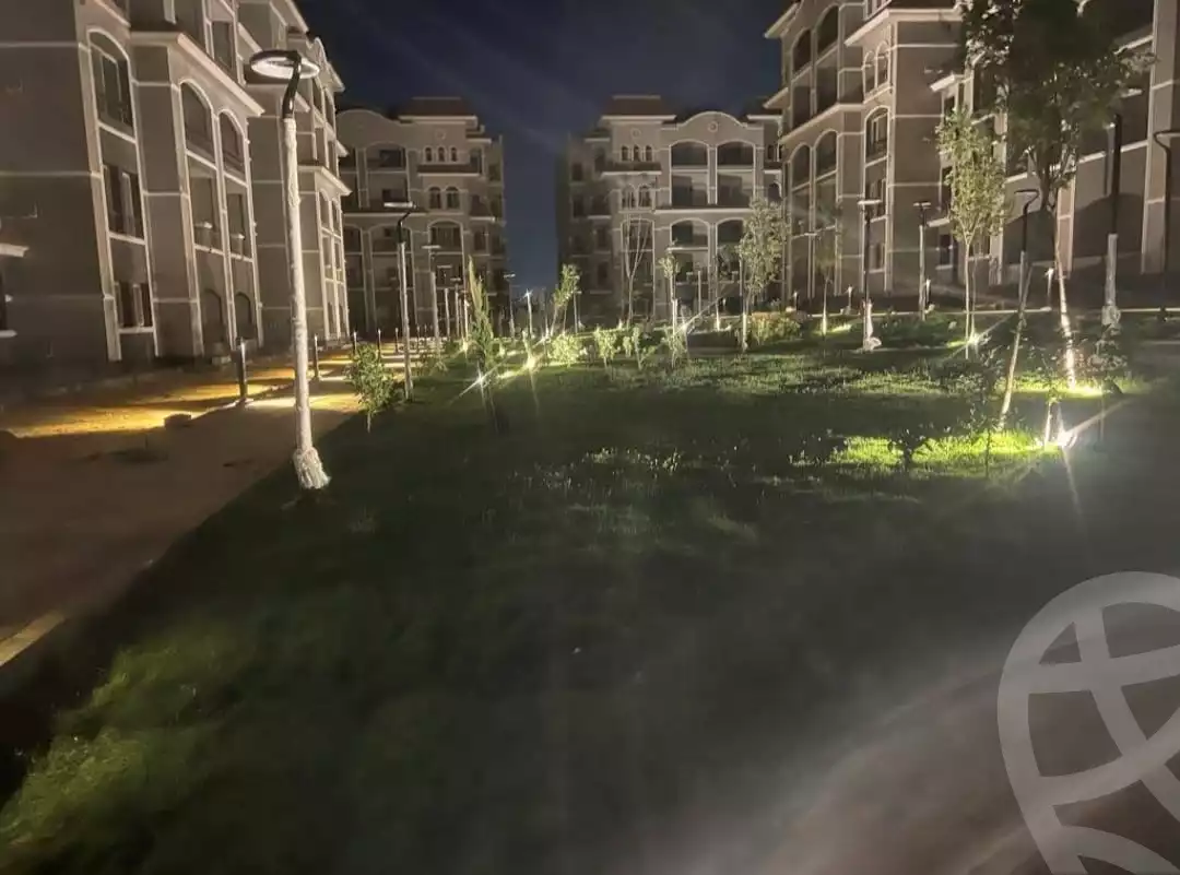 https://aqarmap.com.eg/en/listing/6270268-for-sale-cairo-new-cairo-compounds-dh-ykwn-2-ryzydns-styl-hwm
