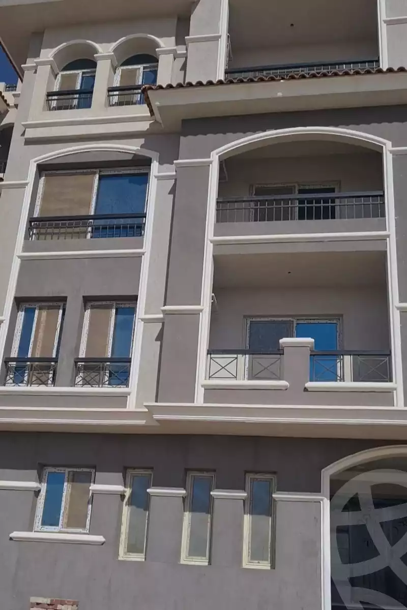 https://aqarmap.com.eg/en/listing/6270268-for-sale-cairo-new-cairo-compounds-dh-ykwn-2-ryzydns-styl-hwm