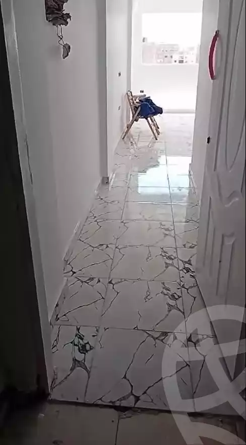 https://aqarmap.com.eg/en/listing/6270806-for-sale-cairo-helwan-hadayek-helwan-el-eshrein-st