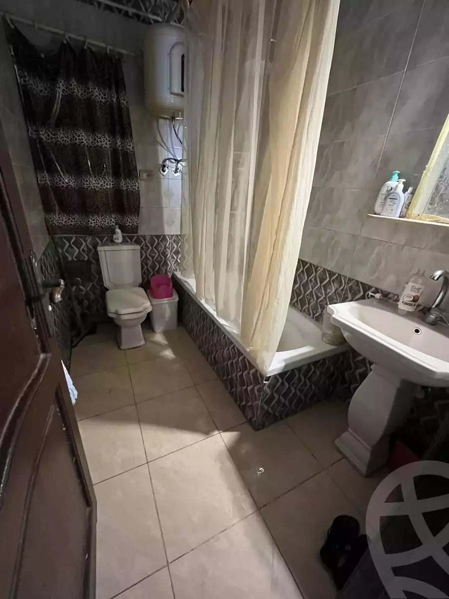 https://aqarmap.com.eg/ar/listing/6272396-for-sale-alexandria-bahray-el-anfoshy-al-gomrok-al-kadem-st