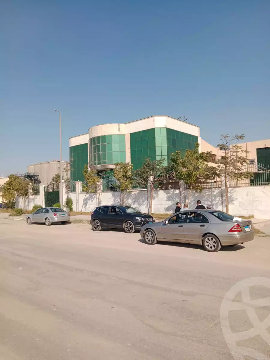 https://aqarmap.com.eg/en/listing/6273662-for-sale-cairo-al-oubour-el-manateq-el-snaaya-first-industrial-zone