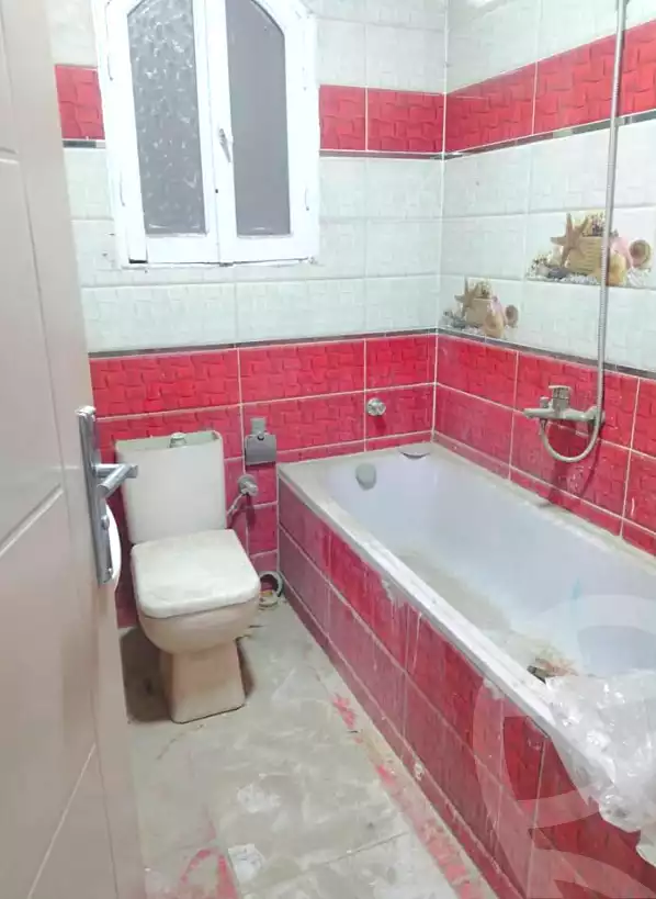 https://aqarmap.com.eg/ar/listing/6277048-for-sale-qalyubia-shubra-el-khaima-el-shareaa-el-gadid-st