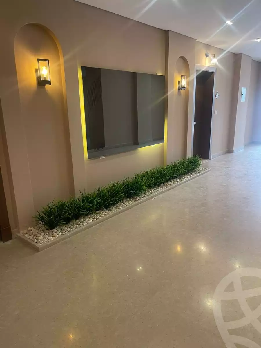https://aqarmap.com.eg/ar/listing/6277314-for-rent-cairo-el-sheikh-zayed-city-compounds-kmbwnd-fyldj-wyst-dr-llttwyr
