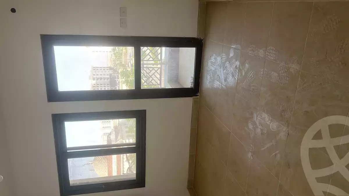 https://aqarmap.com.eg/en/listing/6277765-for-rent-cairo-new-administrative-capital-r7-celia-mntq-l-mrt-1