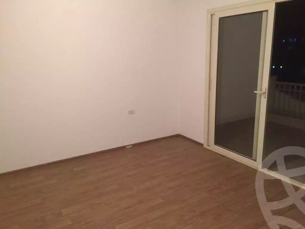 https://aqarmap.com.eg/ar/listing/6277782-for-sale-cairo-el-sheikh-zayed-city-compounds-greens