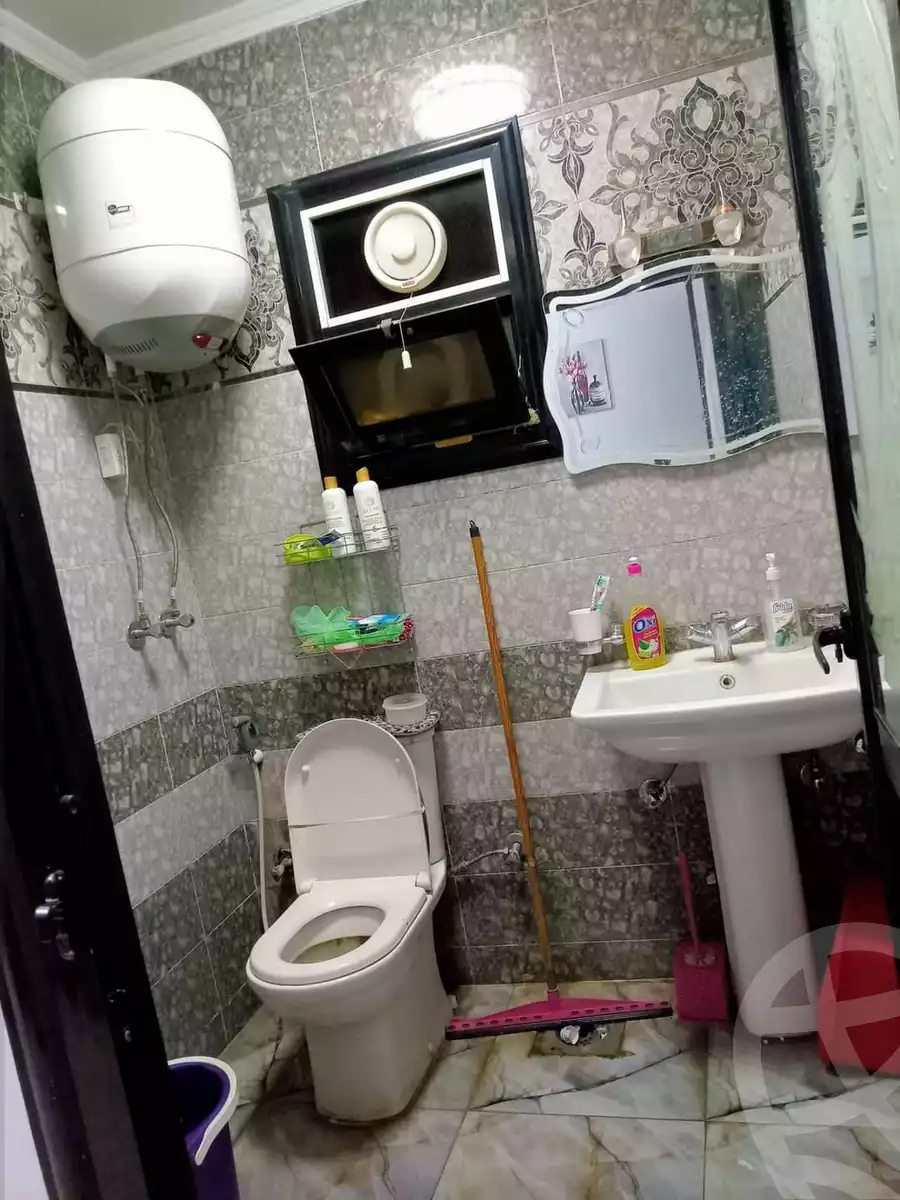 https://aqarmap.com.eg/en/listing/6278677-for-rent-cairo-faisal-kafr-tohormos-queen-nazli-st