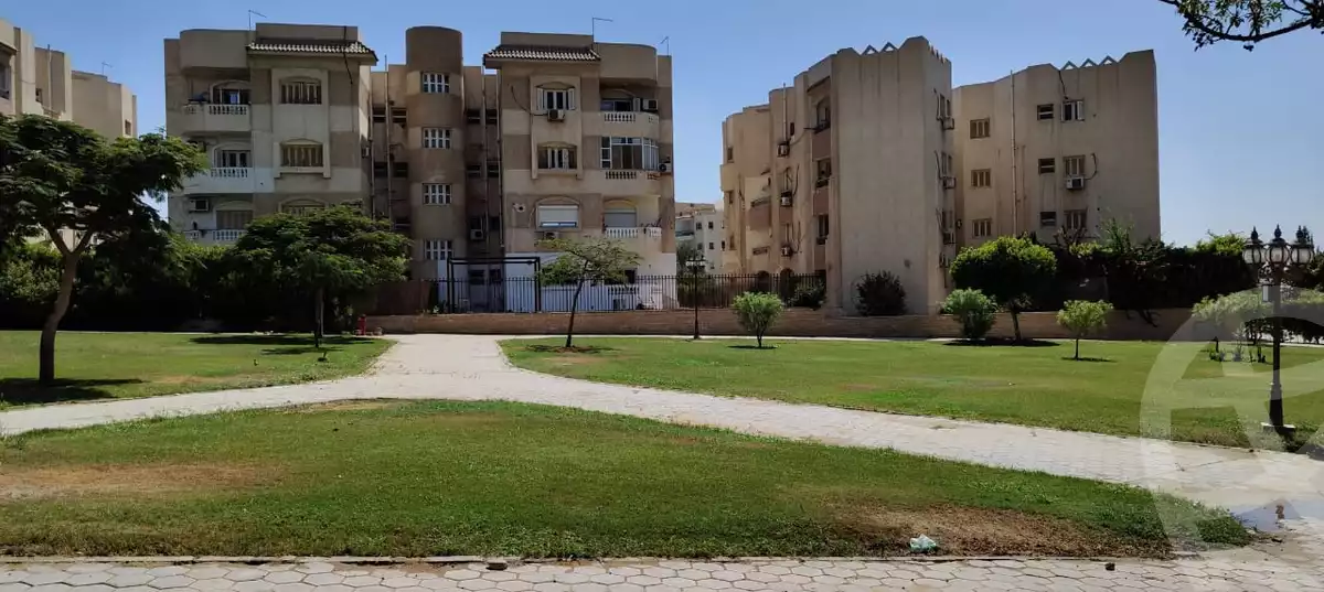 https://aqarmap.com.eg/ar/listing/6279796-for-sale-cairo-el-sheikh-zayed-city-compounds-beverly-hills