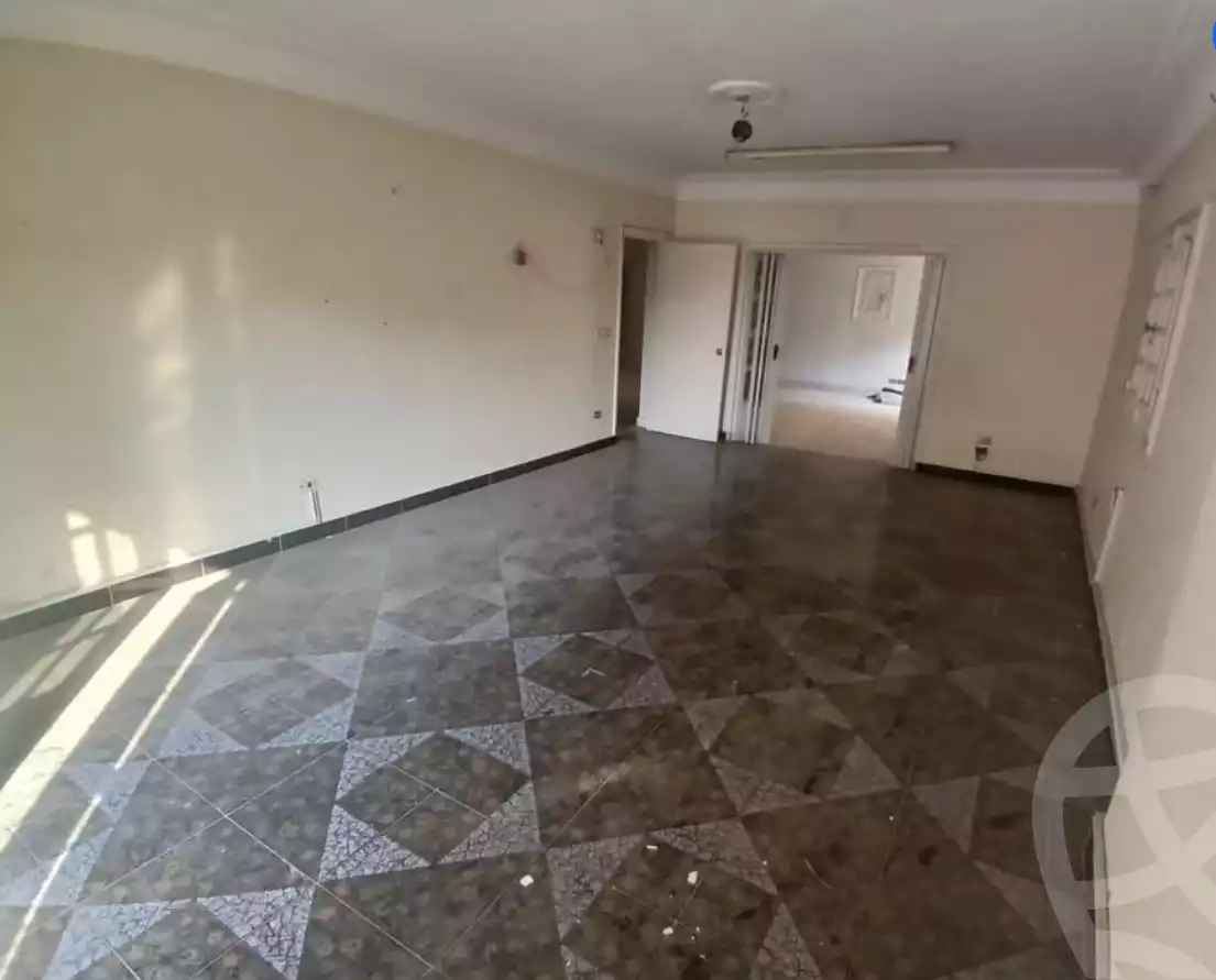 https://aqarmap.com.eg/en/listing/6279898-for-sale-alexandria-bolekly