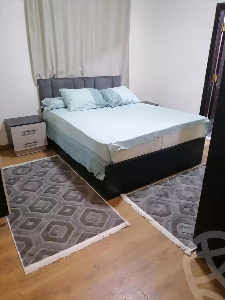 https://aqarmap.com.eg/en/listing/6280052-for-rent-cairo-new-cairo-90th-street-south-teseen-st