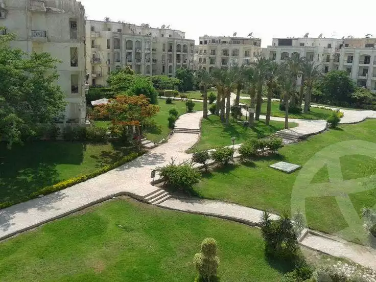 https://aqarmap.com.eg/en/listing/6280134-for-sale-cairo-el-sheikh-zayed-city-compounds-hadayek-el-mohandiseen