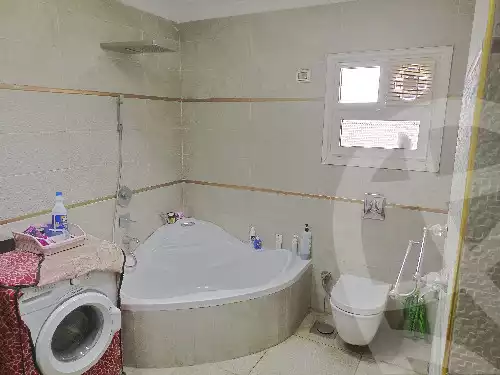 https://aqarmap.com.eg/ar/listing/6281023-for-sale-cairo-helwan-kwrnysh-hlwn