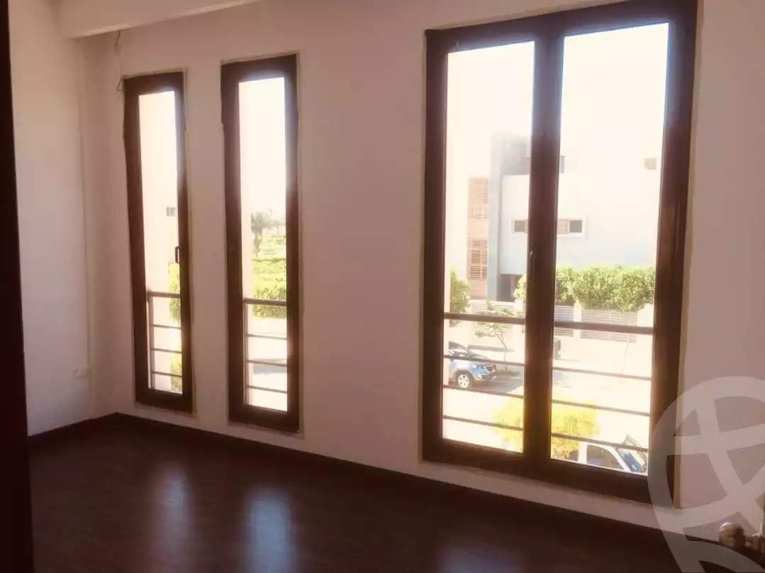 https://aqarmap.com.eg/ar/listing/6281114-for-rent-cairo-el-sheikh-zayed-city-compounds-beverly-hills