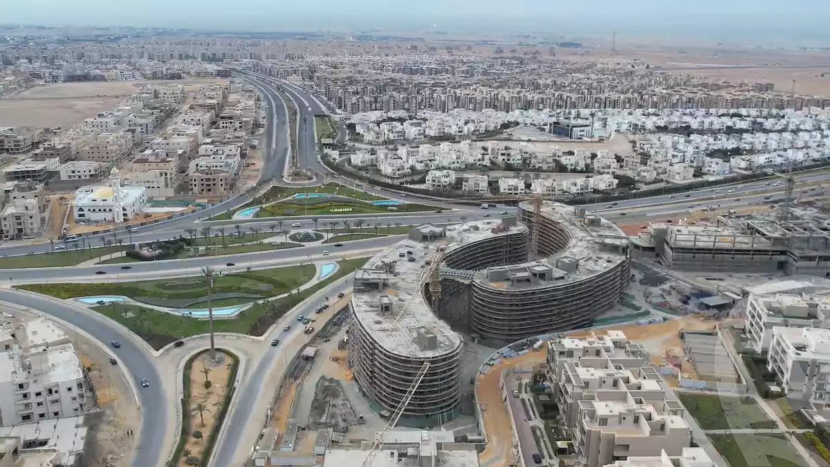 https://aqarmap.com.eg/ar/listing/6282114-for-sale-cairo-new-cairo-compounds-fifth-square